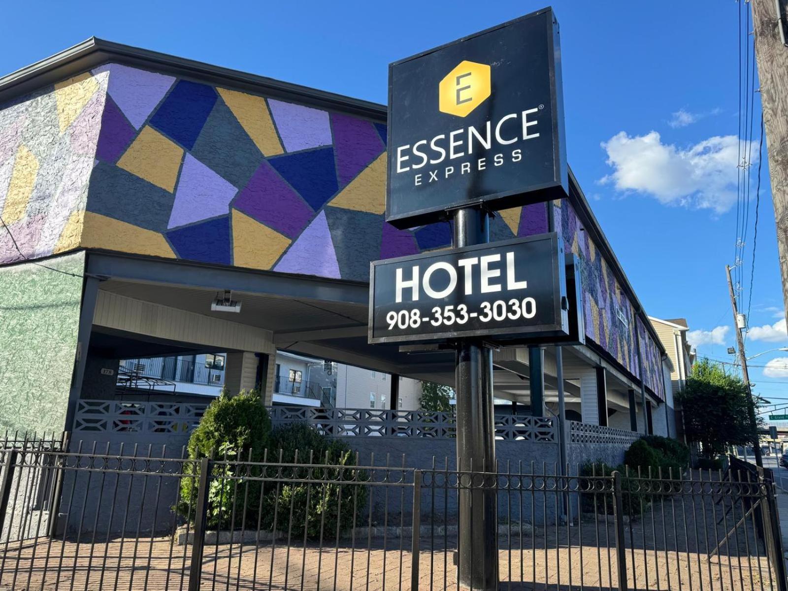 ホテル Essence Express Elizabeth Ewr Airport エクステリア 写真